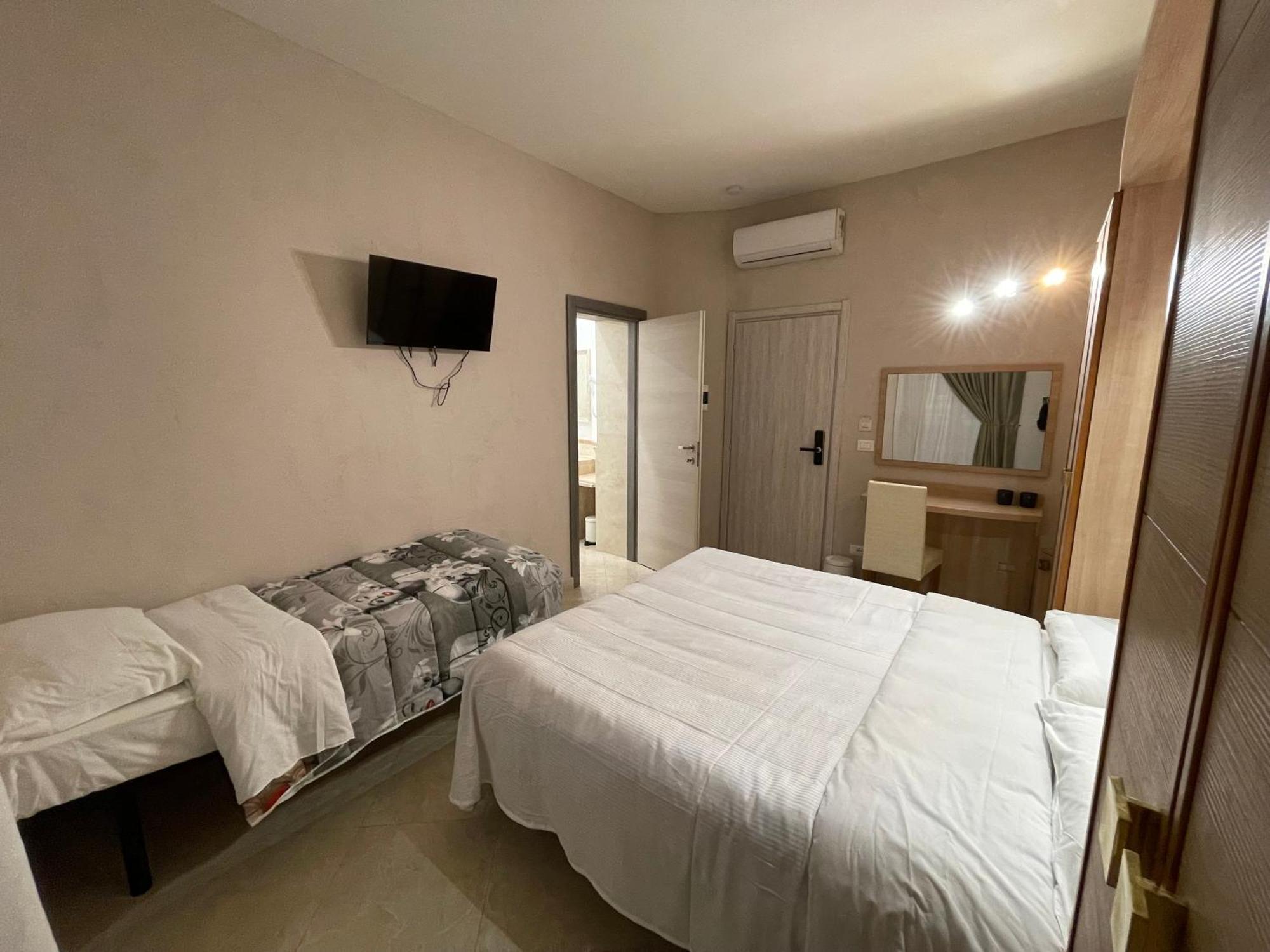 Spqr Roma Bed & Breakfast - Rome — Fotos 3
